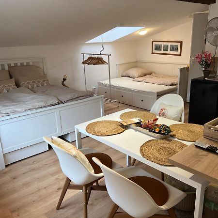 Ferienwohnung Landleben Fuer 2-3 Personen Edesheim Esterno foto